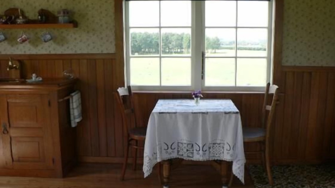 Photo of Others in Opaki