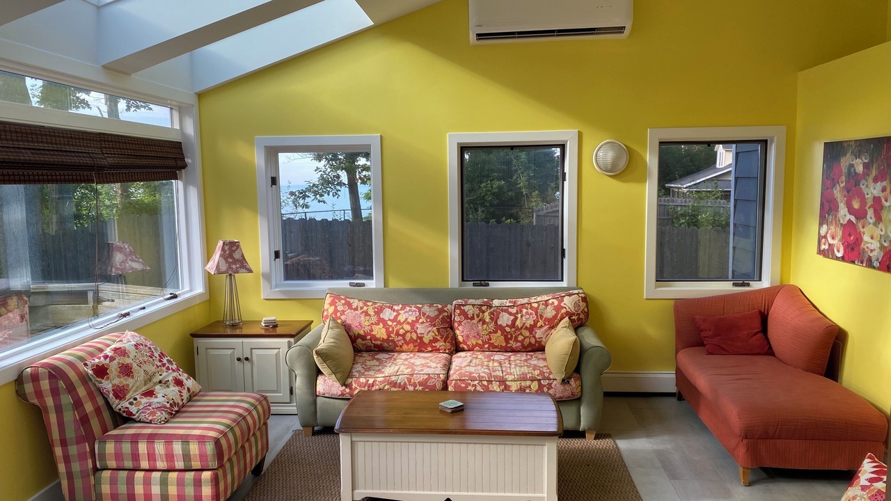 Photo of Livingroom in Lake Michigan Beach
