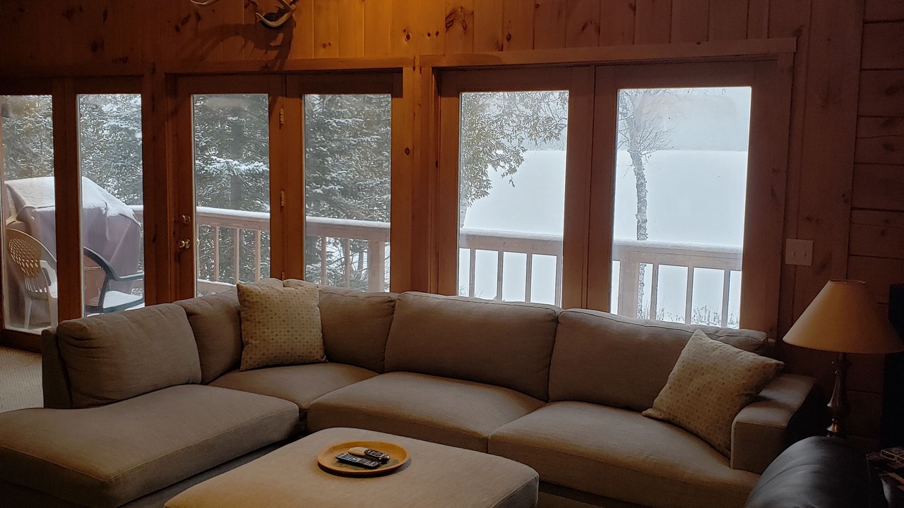 Photo of Livingroom in Oquossoc