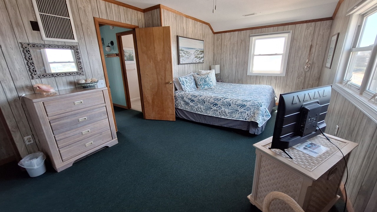 Photo of Bedroom in Kitty Hawk