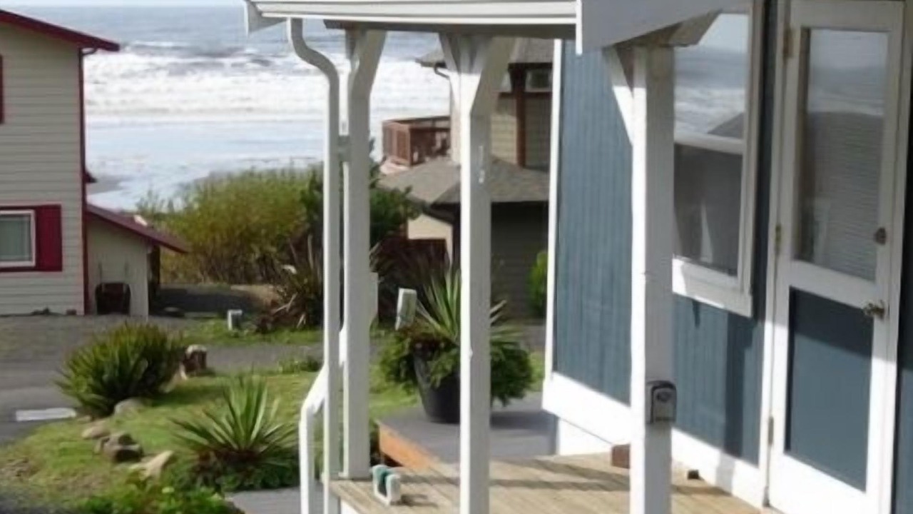 Photo of Others in Moclips