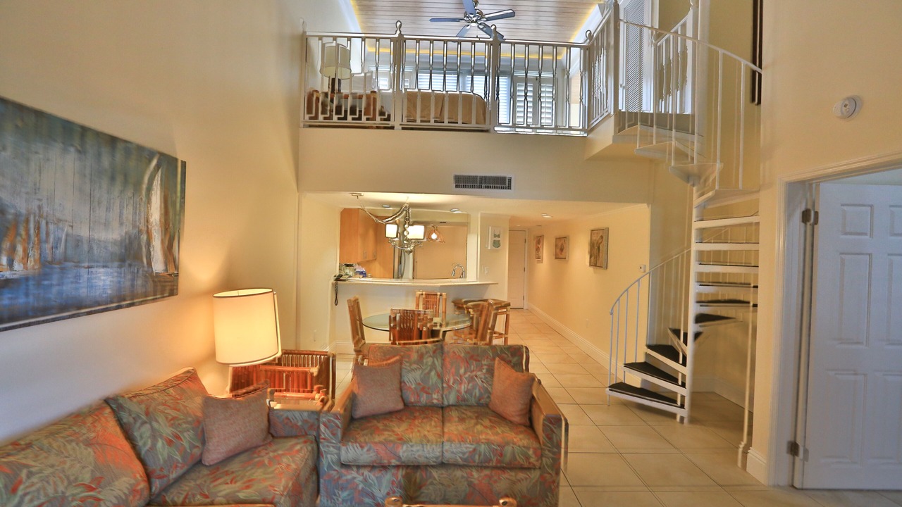 Photo of Livingroom in Historic Seaport