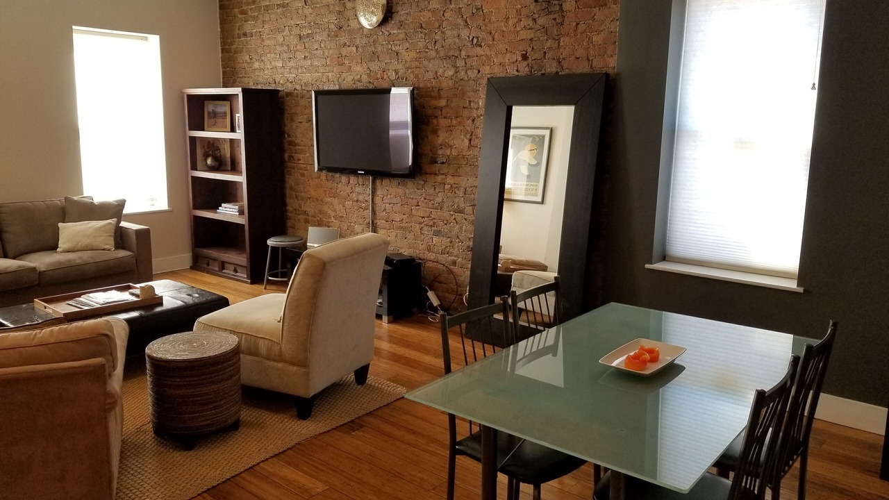 Photo of Livingroom in Pulaski Park