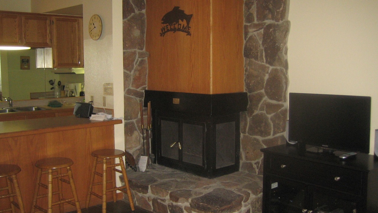Photo of Livingroom in Brockway