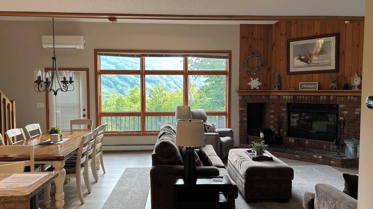 Photo of Livingroom in Carroll