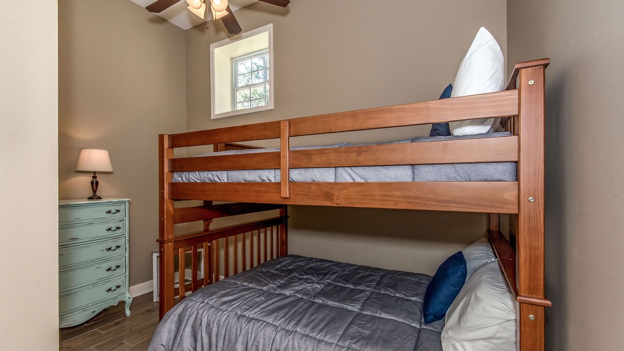 Photo of Bedroom in Pleasure Point