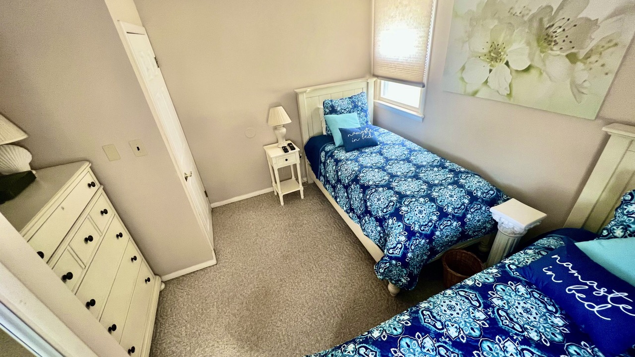 Photo of Bedroom in Townsend's Inlet