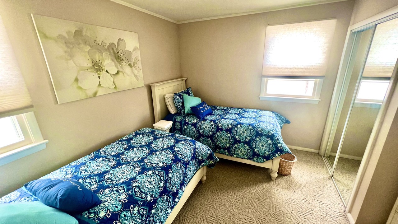 Photo of Bedroom in Townsend's Inlet