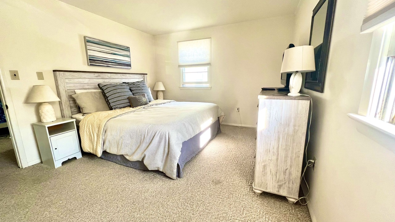 Photo of Bedroom in Townsend's Inlet