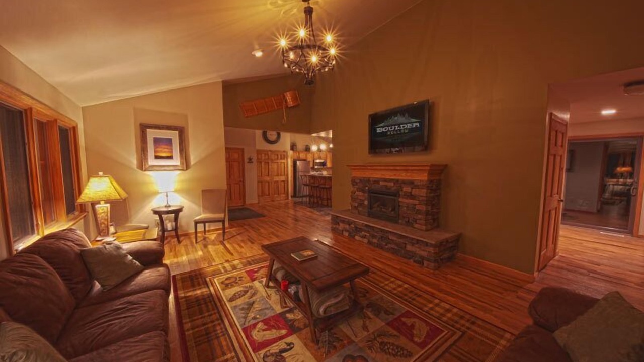 Photo of Livingroom in Jefferson Township