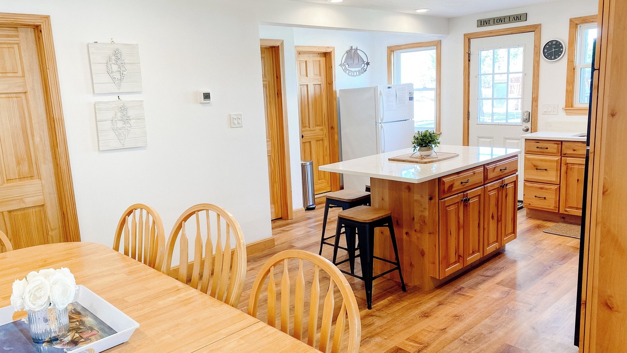 Photo of Others in The Bays