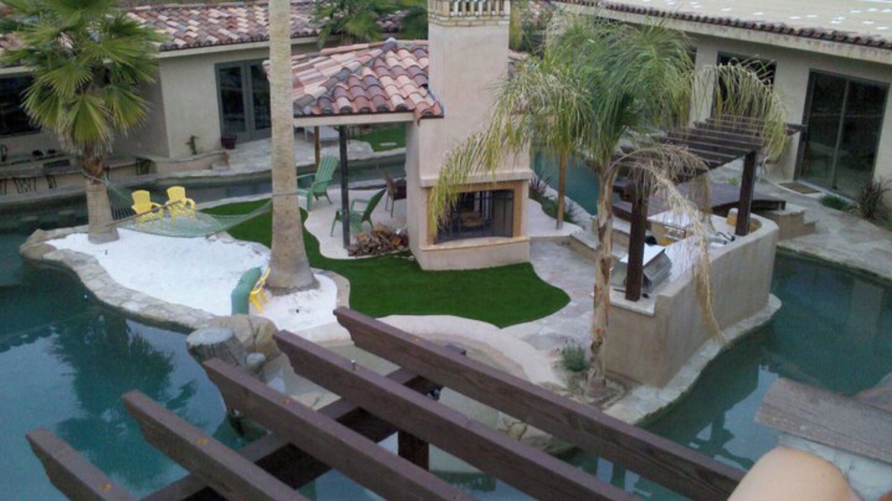Photo of Outdoor in Warm Sands