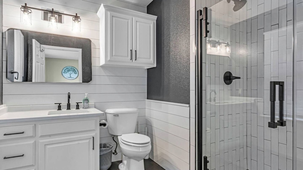 Photo of Bathroom in Ardmore