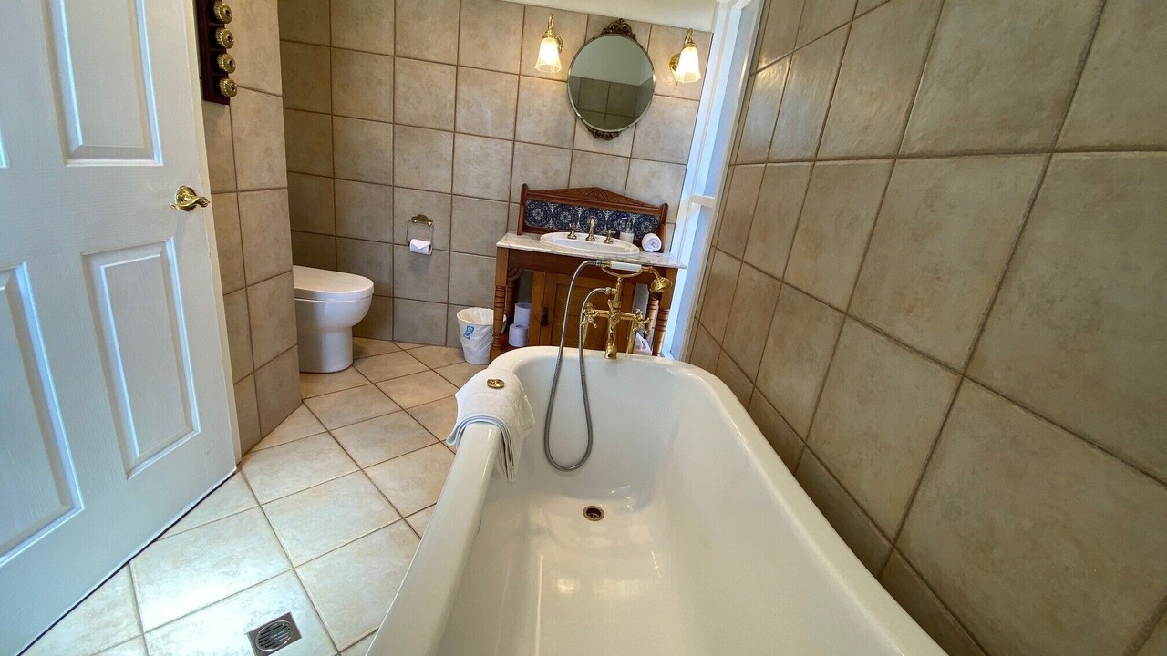 Photo of Bathroom in Tanunda