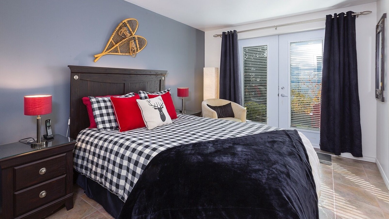 Photo of Bedroom in Baie-St-Paul
