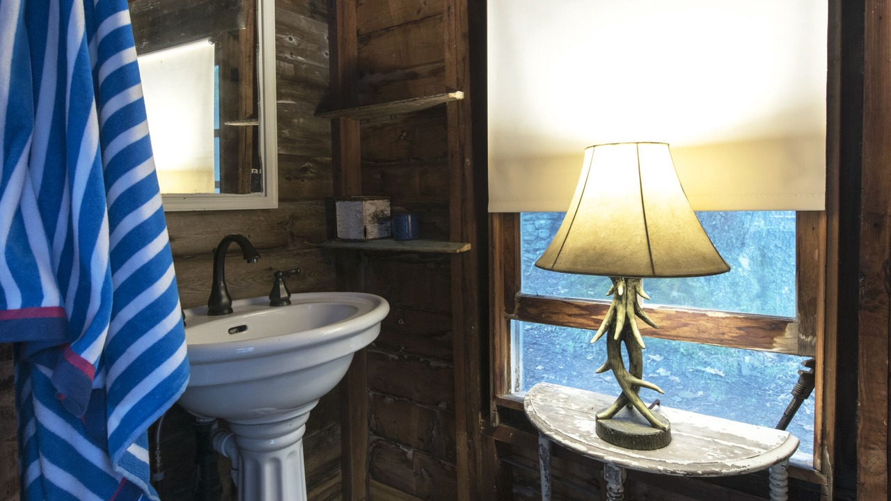 Photo of Bathroom in Willow