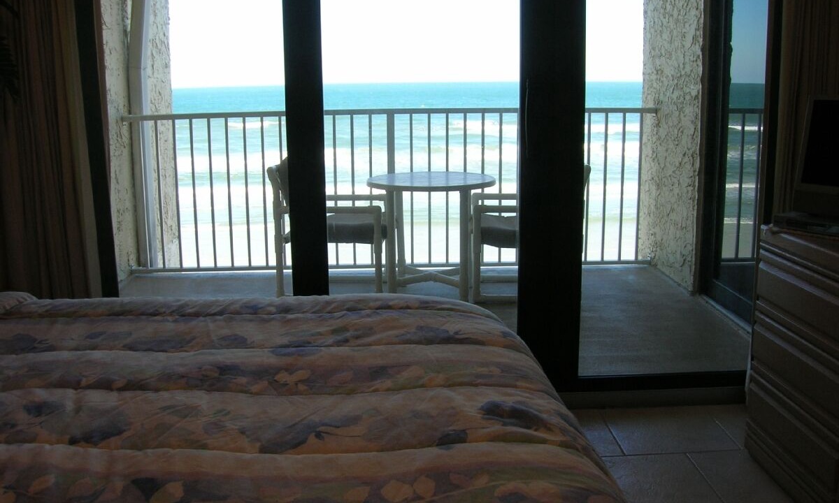 Photo of Bedroom in New Smyrna Beach