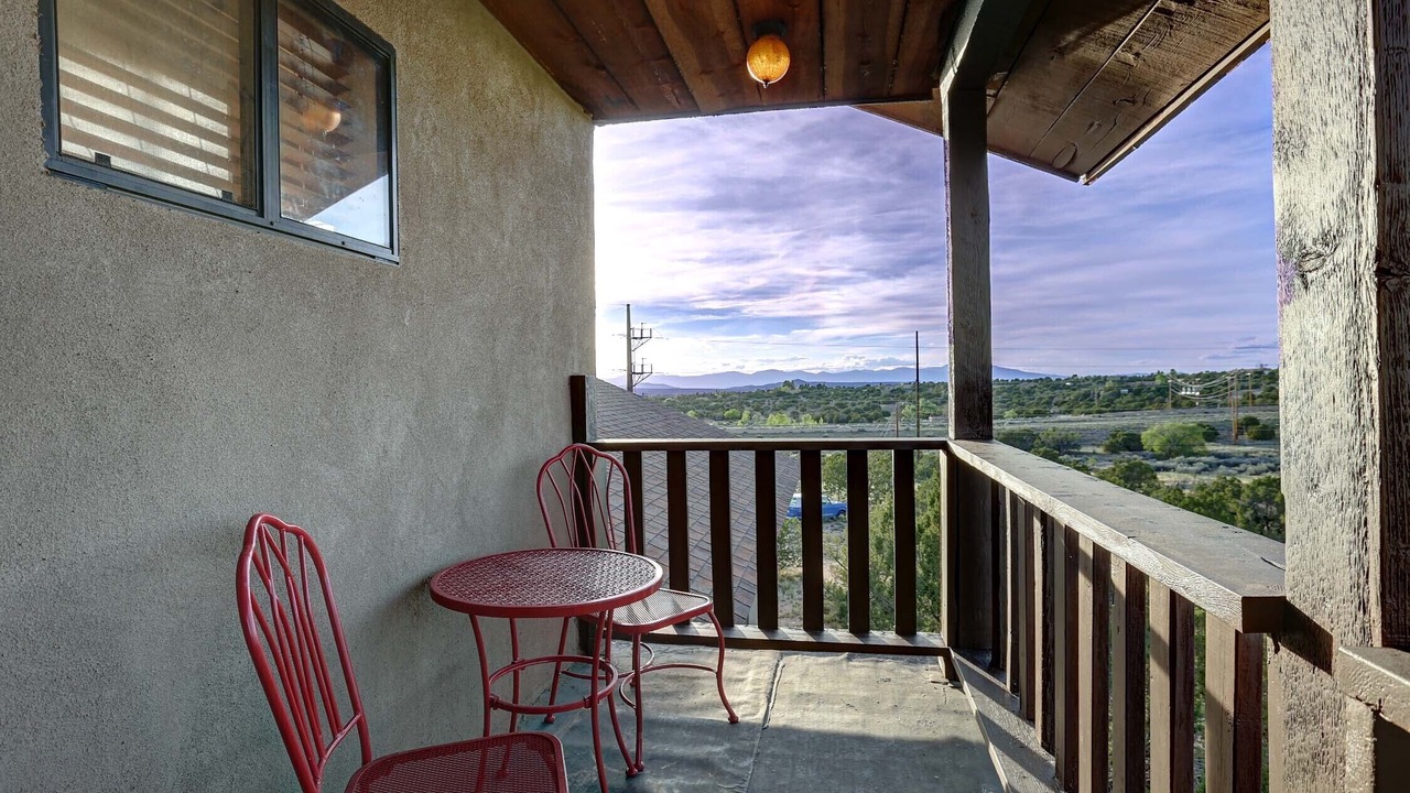 Photo of Patio Balcony in West Alameda