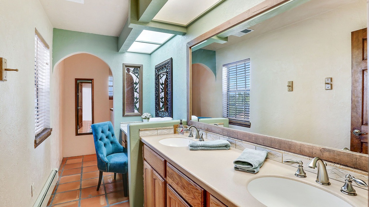 Photo of Bathroom in West Alameda