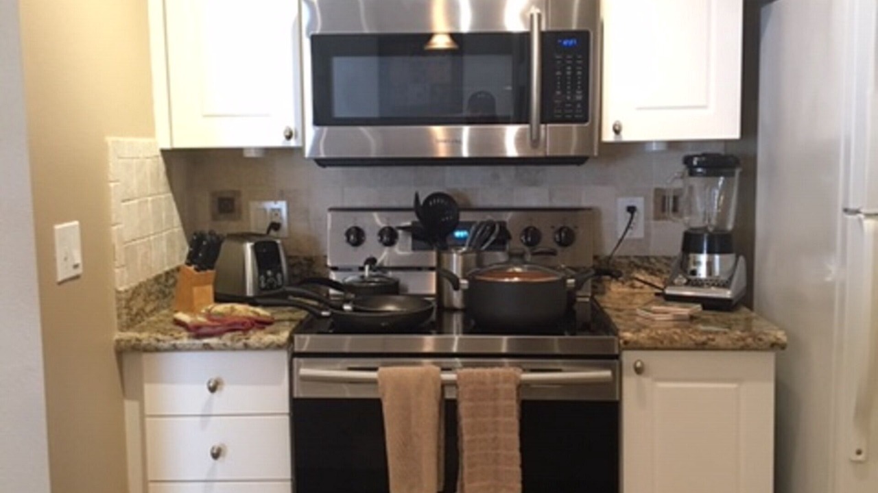 Photo of Kitchen in South Shore Harbour