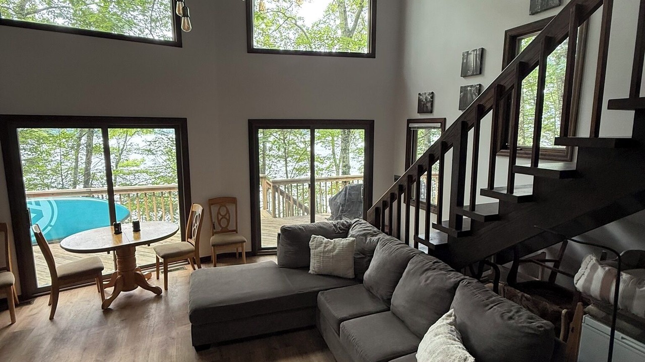 Photo of Livingroom in Lakeville