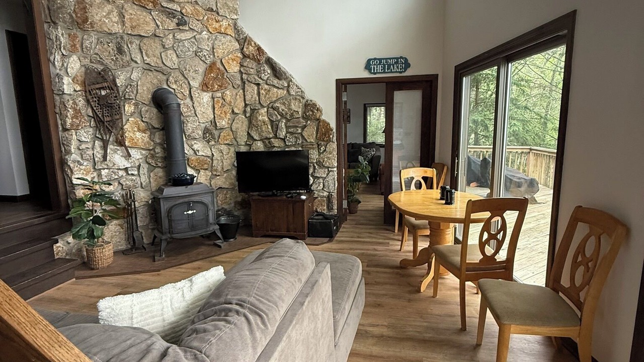 Photo of Bedroom in Lakeville