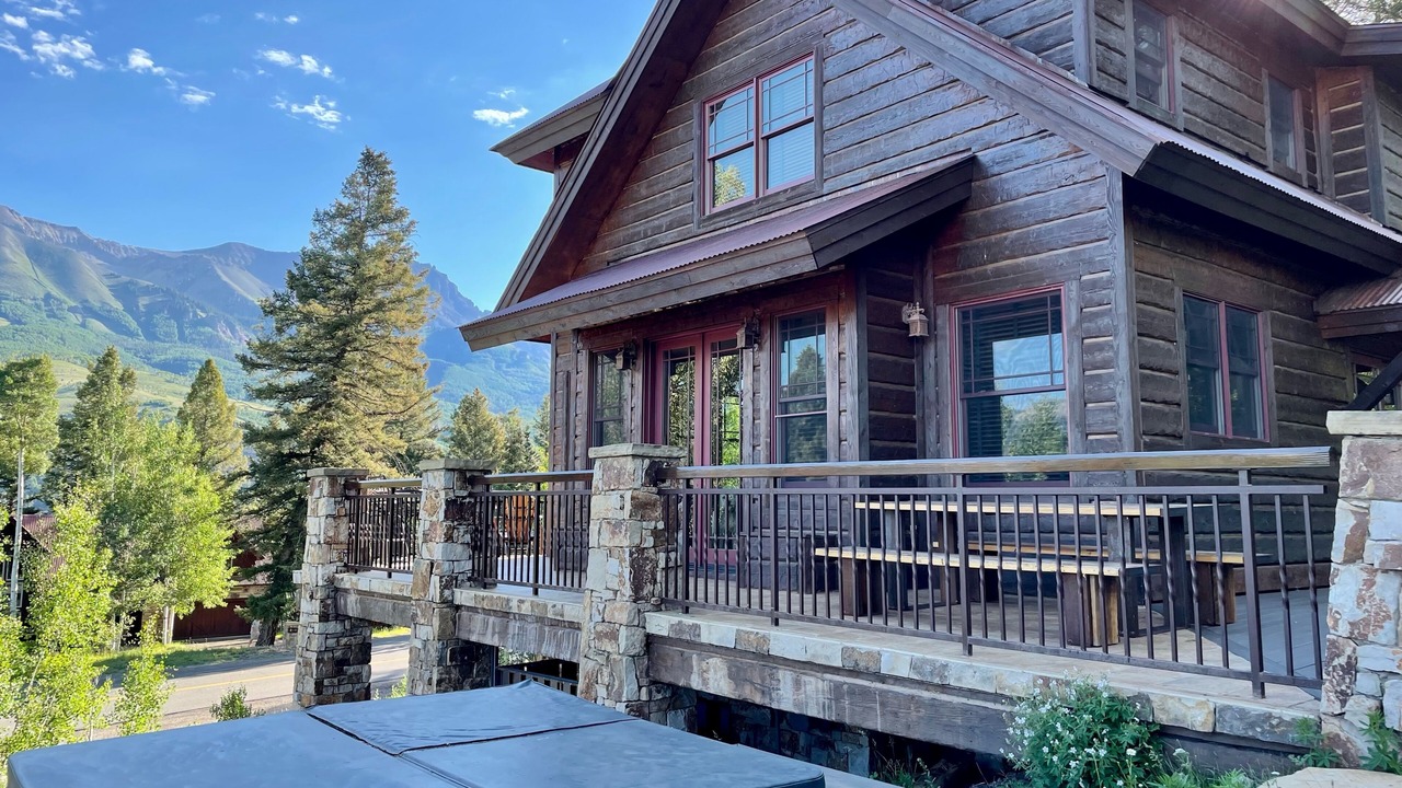 Photo of Patio Balcony in Mountain Village