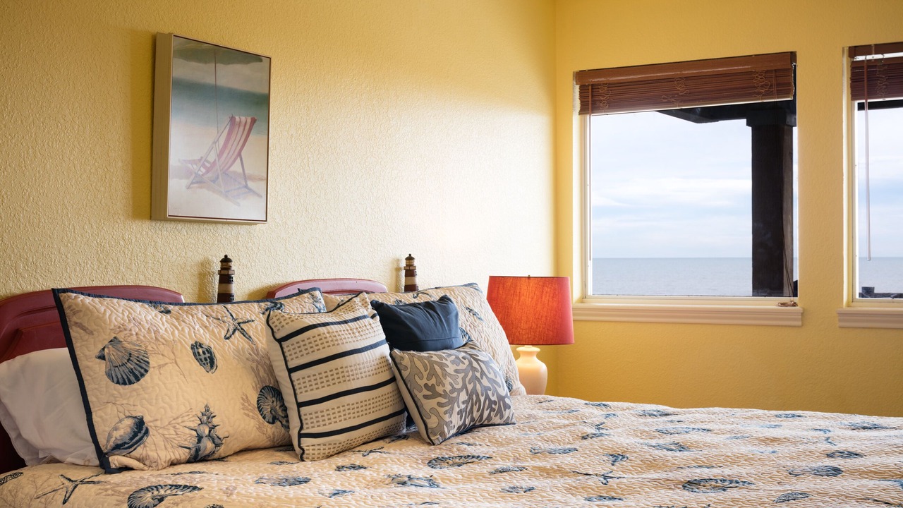 Photo of Bedroom in Surfside Beach