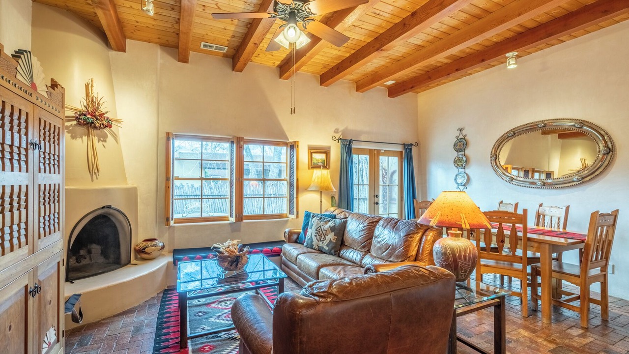 Photo of Livingroom in Downtown Santa Fe