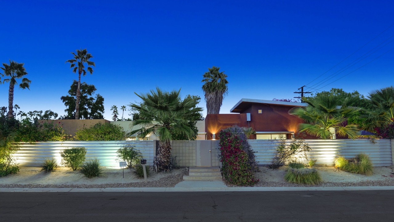Photo of Outdoor in Warm Sands