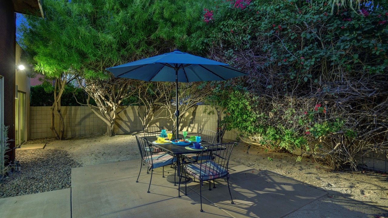 Photo of Outdoor in Warm Sands