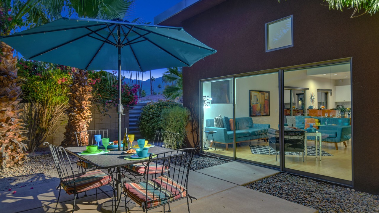Photo of Outdoor in Warm Sands