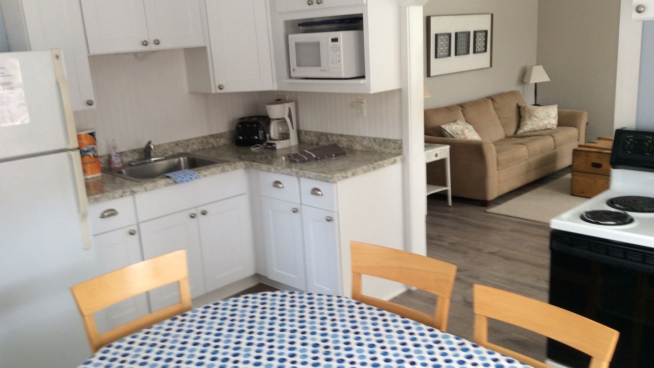 Photo of Kitchen in Higgins Lake