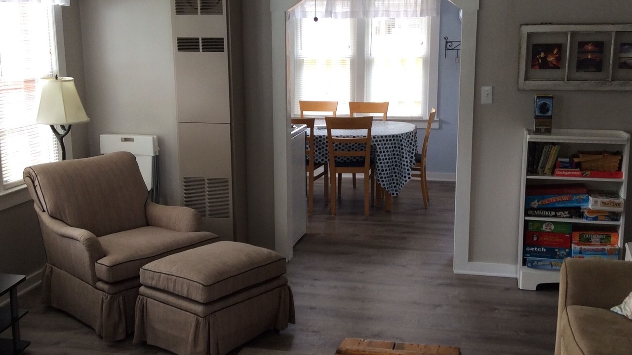 Photo of Livingroom in Higgins Lake