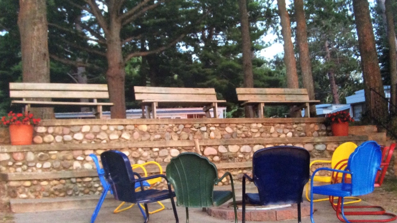 Photo of Patio Balcony in Higgins Lake