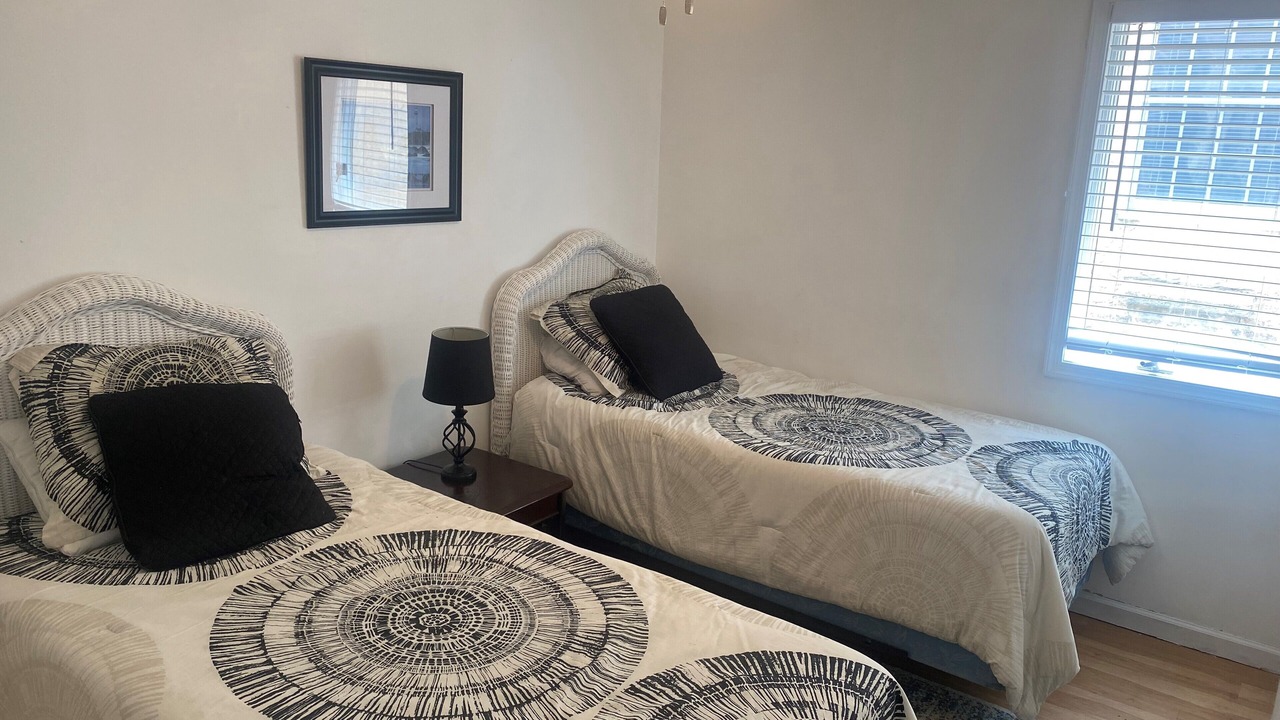 Photo of Bedroom in Townsend's Inlet