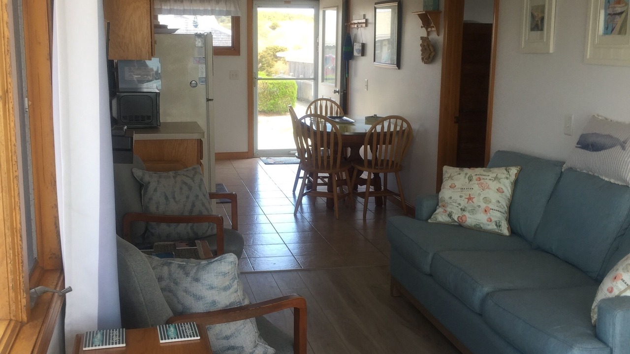 Photo of Livingroom in North Truro
