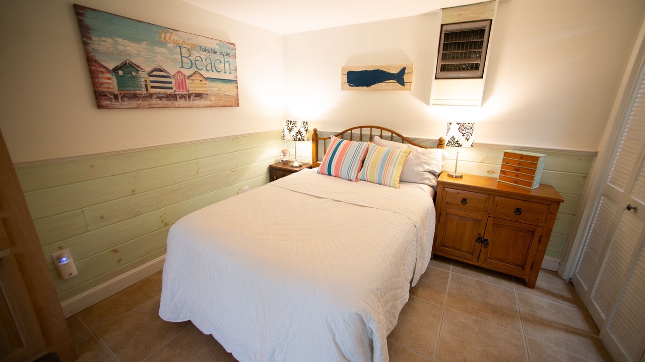Photo of Bedroom in Truro