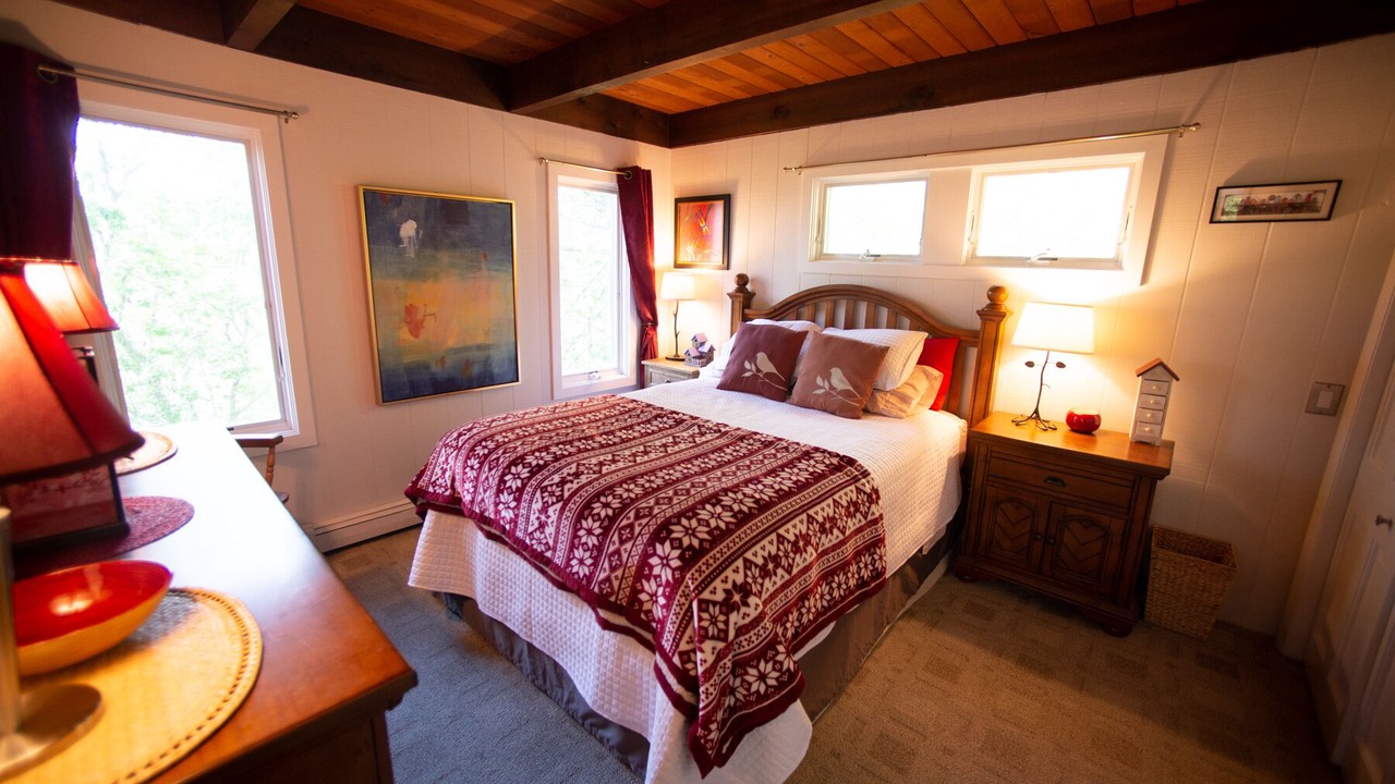 Photo of Bedroom in Truro
