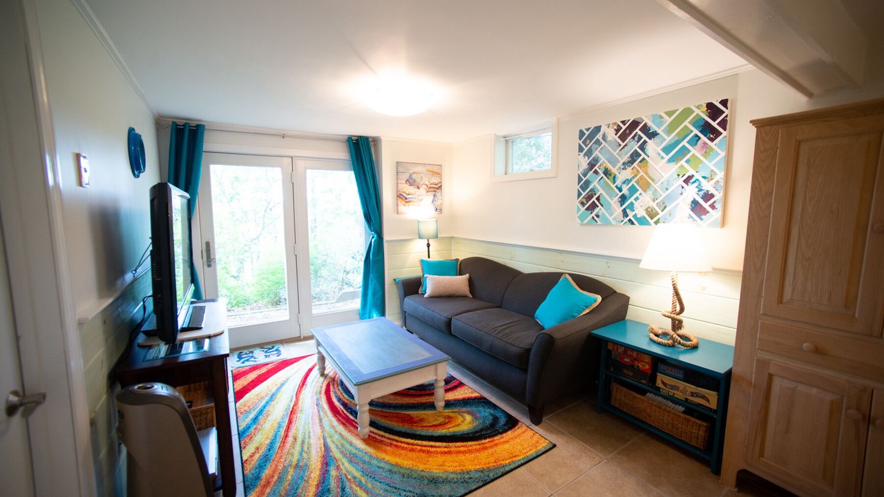 Photo of Livingroom in Truro