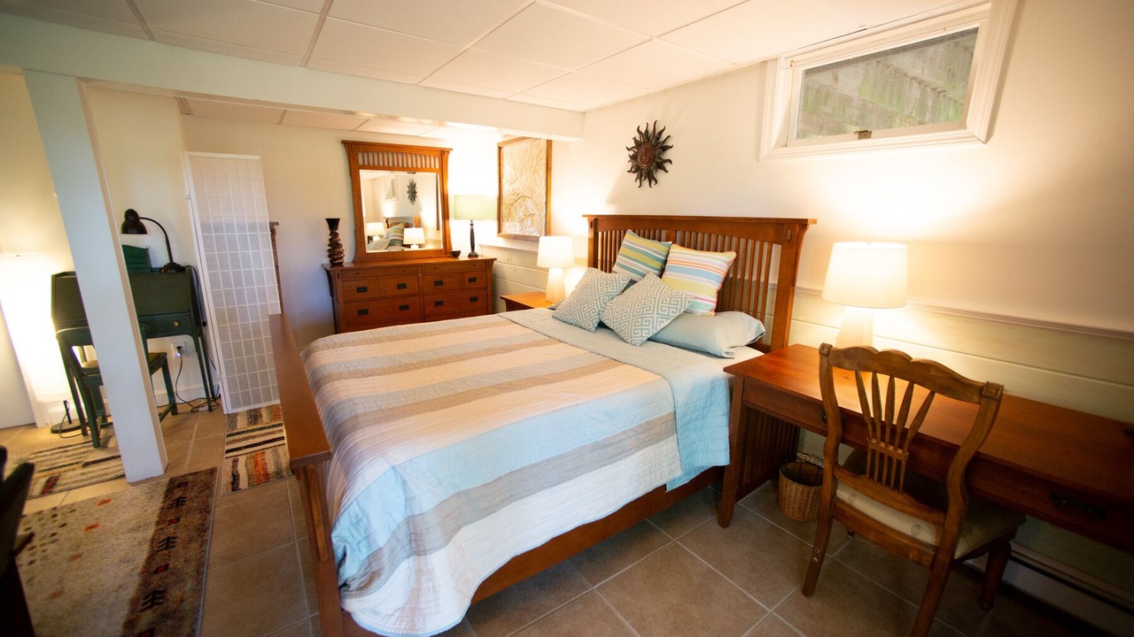Photo of Bedroom in Truro