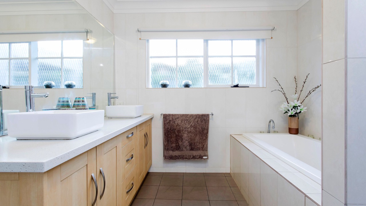 Photo of Bathroom in Burnside