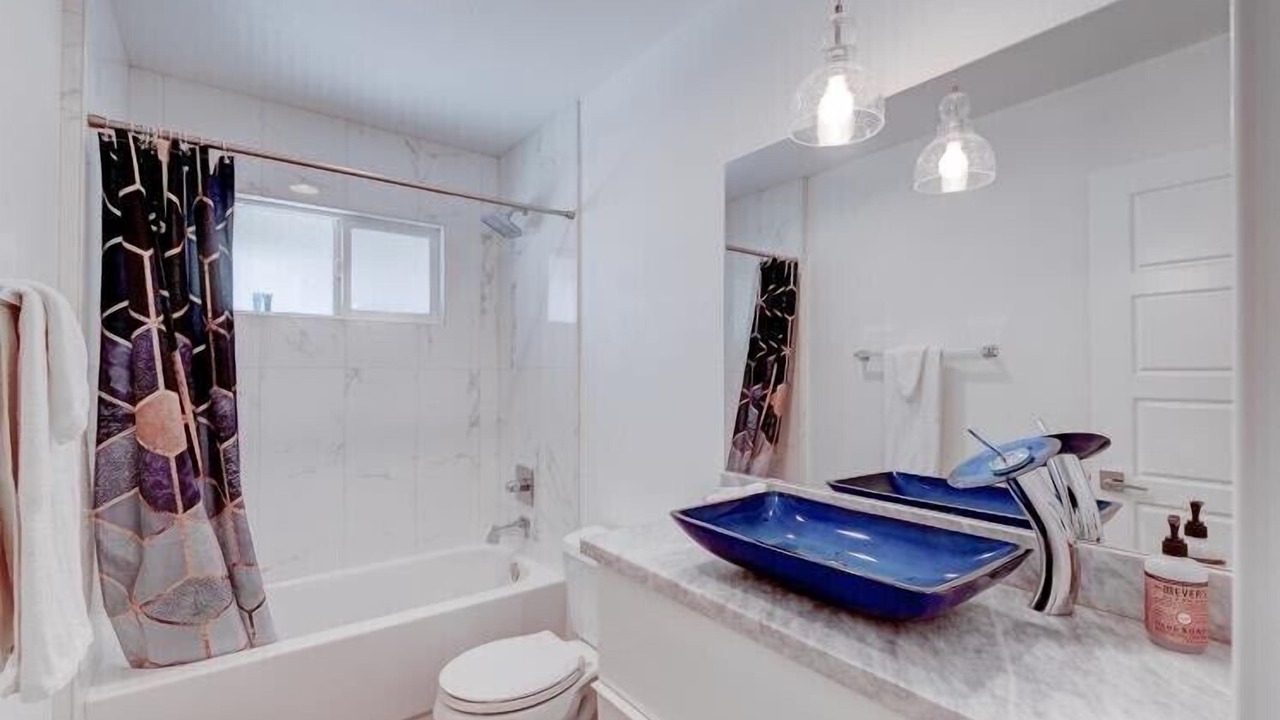 Photo of Bathroom in McNeil Estates