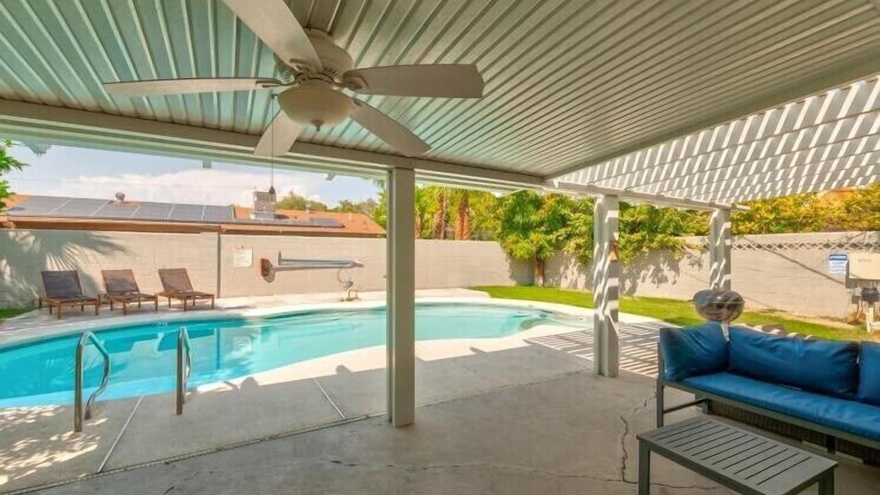 Photo of Outdoor in McNeil Estates