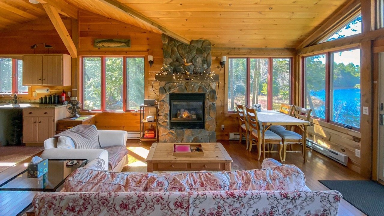 Photo of Livingroom in Arietta