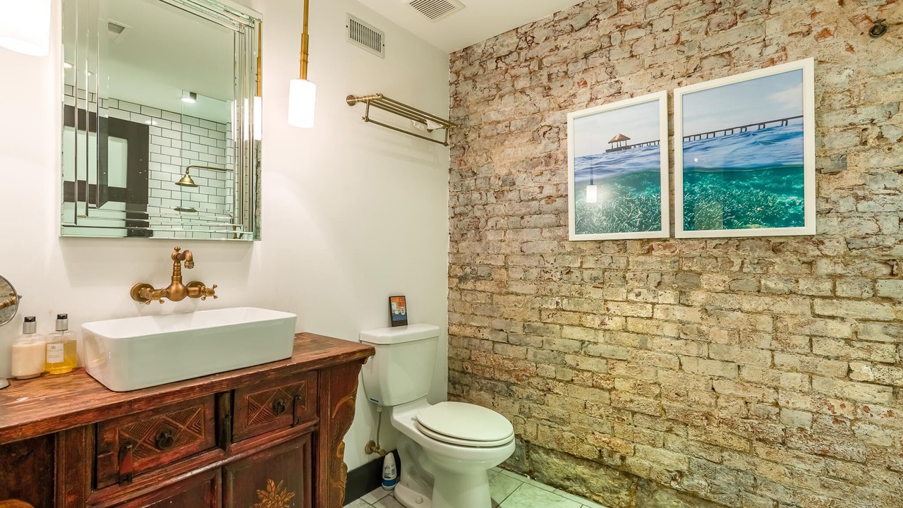 Photo of Bathroom in Downtown Nashville
