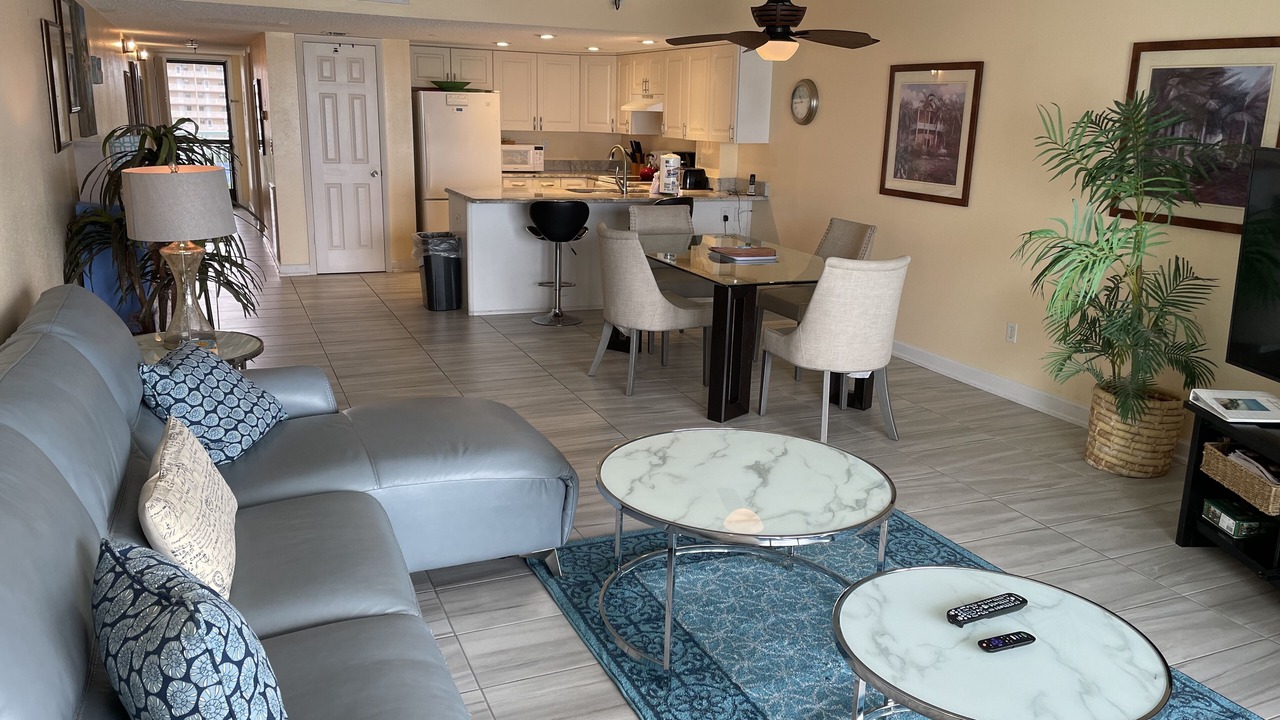 Photo of Livingroom in Indian Shores