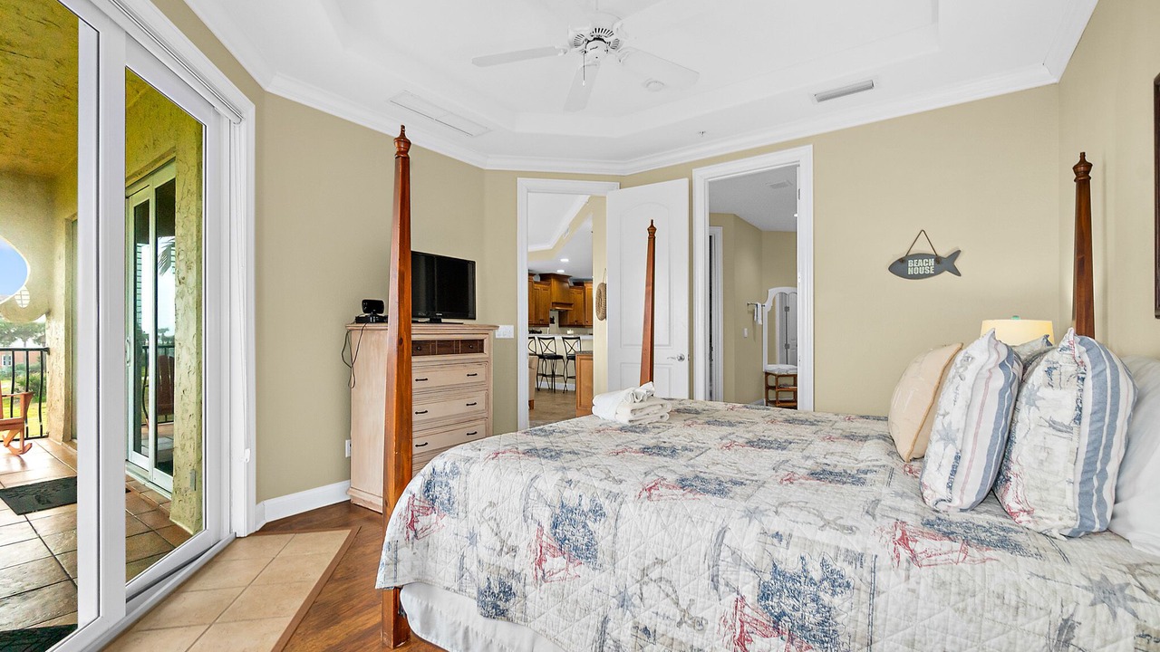 Photo of Bedroom in Beverly Beach