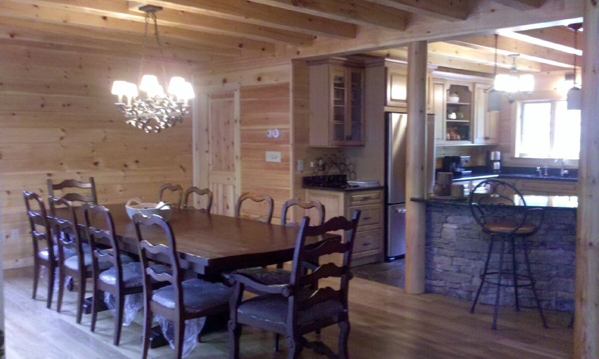 Photo of Bedroom in Parksville