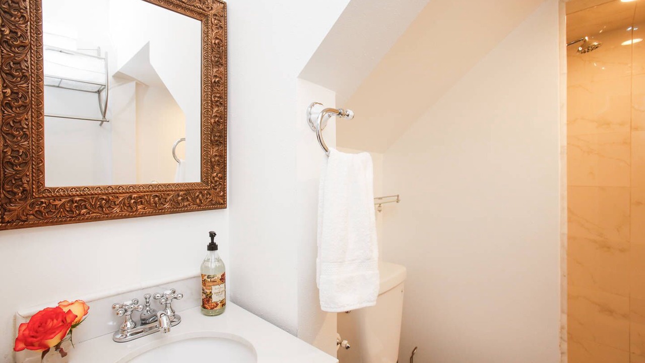 Photo of Bathroom in Faubourg Delassize